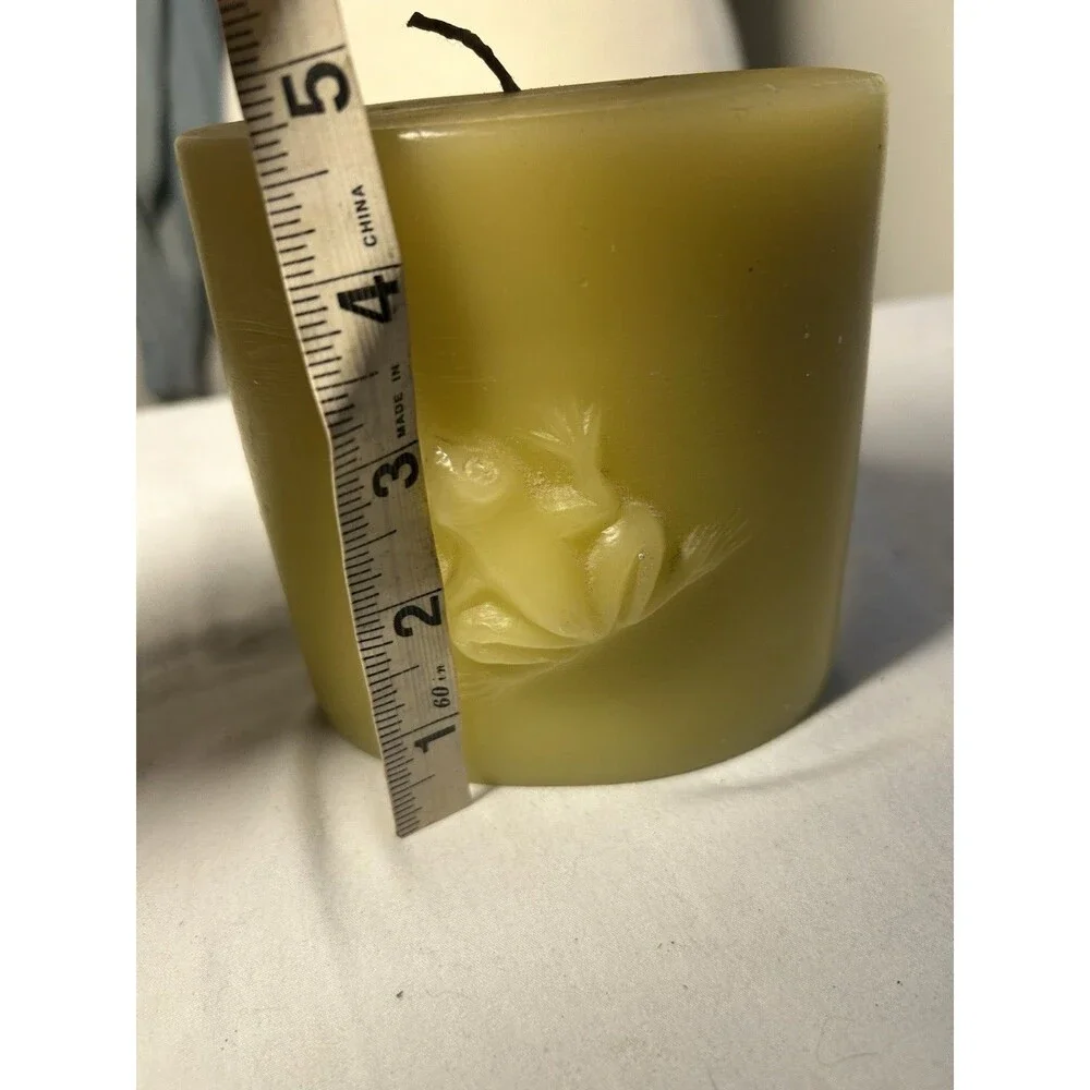 Big Vintage Tree Frog Candle Green  Candles single wick Unscented 1970s Treefrog